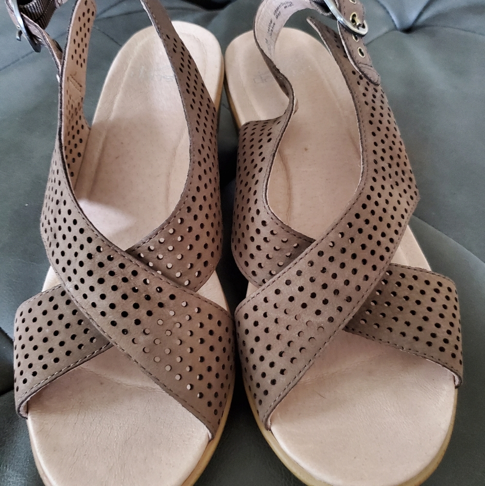 Dansko wedged sadles